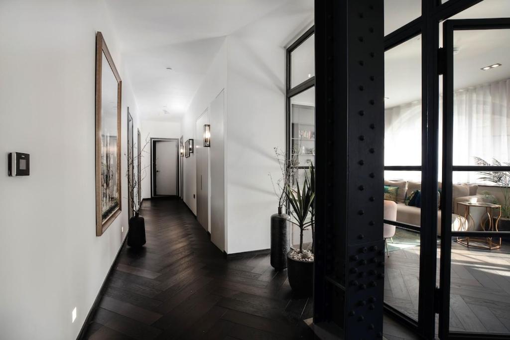 Shh! Oxford St Dream-Come-True Fam Design Hot Spot Лондон Екстер'єр фото
